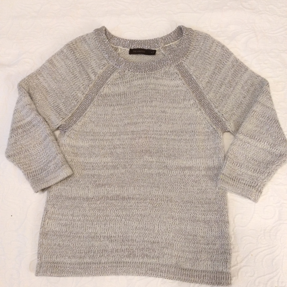 The limited Grey Sweater - Picture 7 of 8